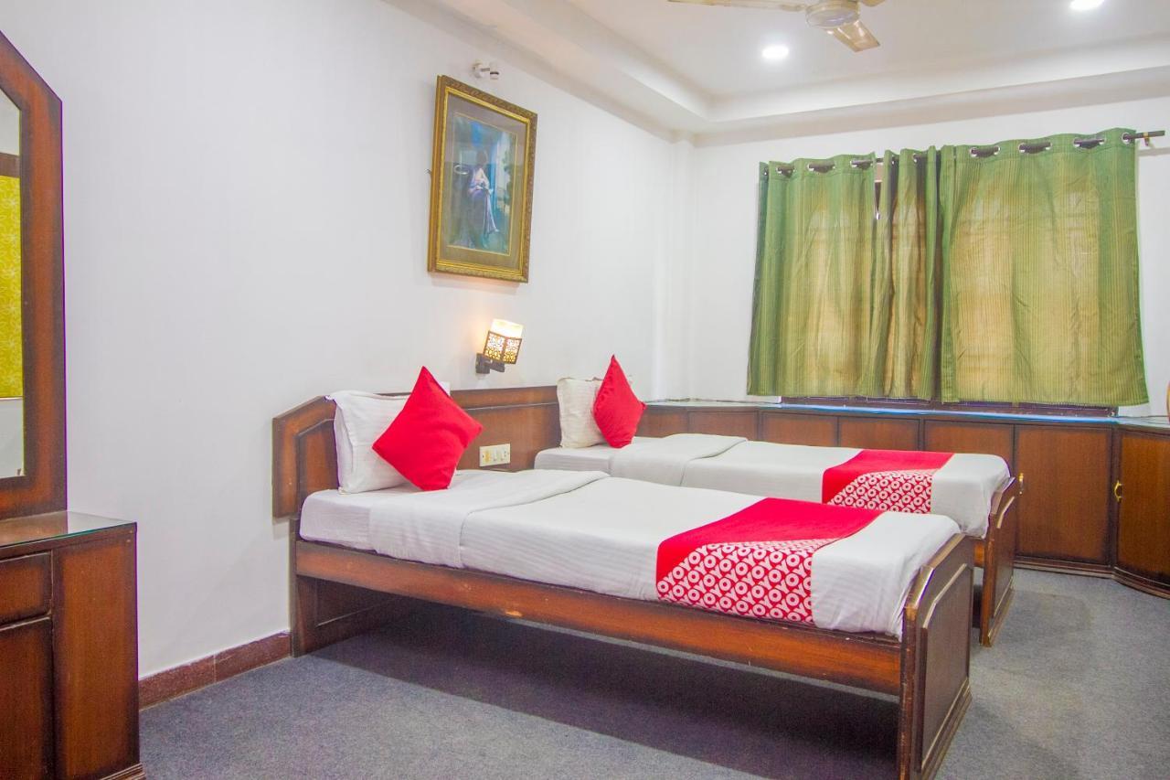 Oyo The Mapple Hotel Siliguri Bagian luar foto